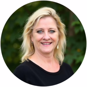 gail benedict headshot